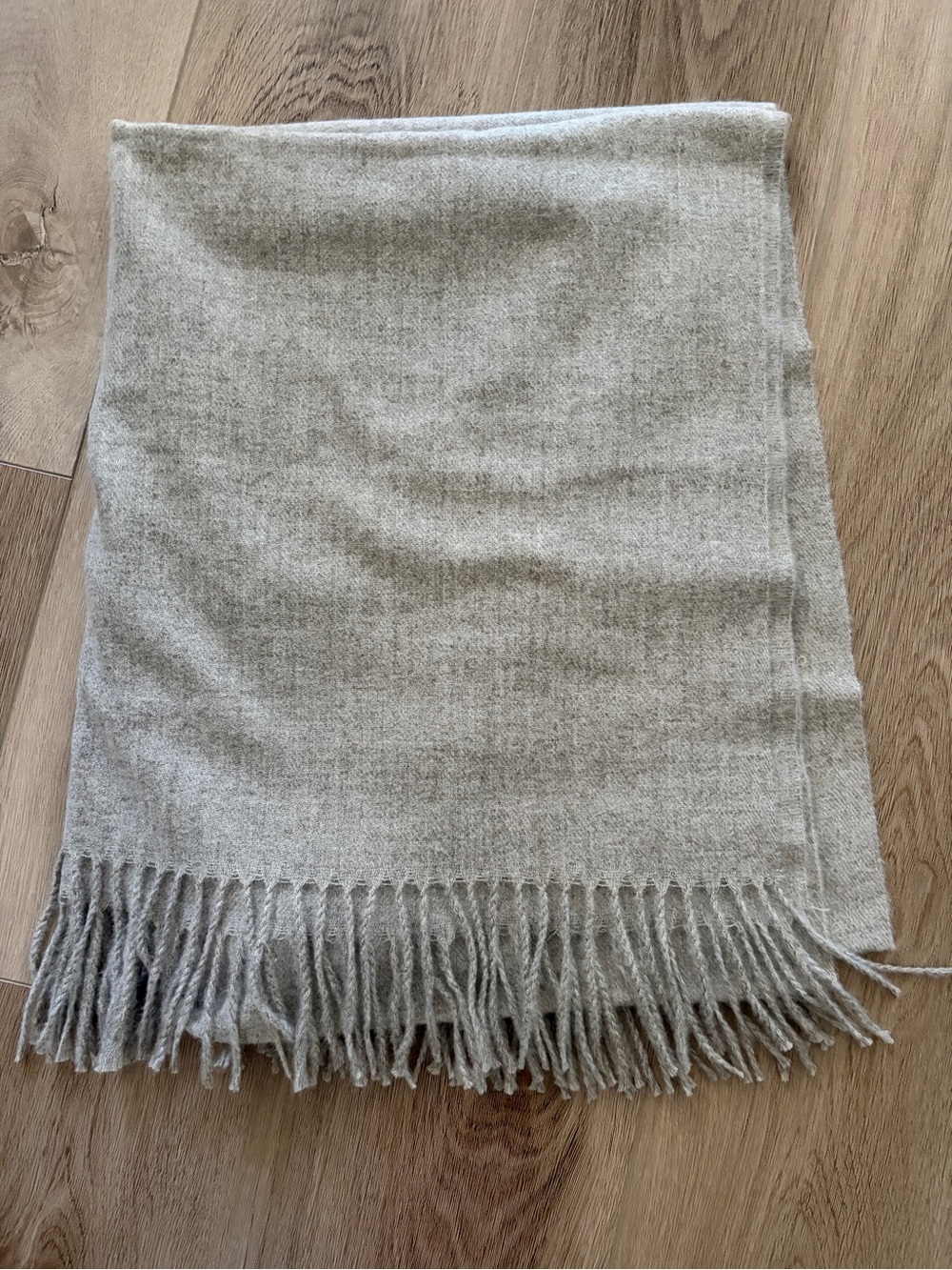 Liz Claiborne Large Light Gray Fringe Wrap Scarf